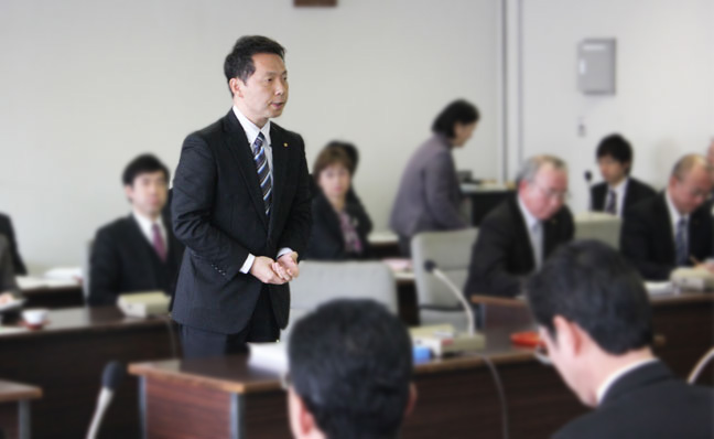 枚方市議会議員　にふまこと